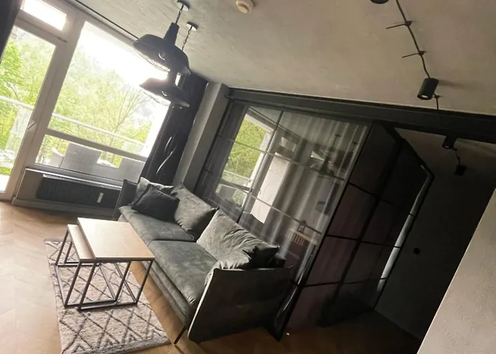 N-apartament * أوسترون